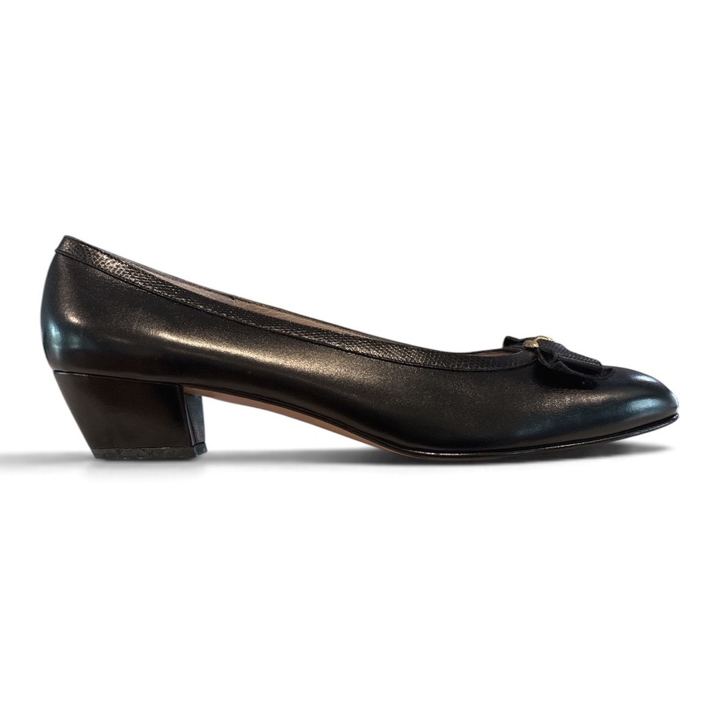 Salvatore Ferragamo Boutique Pumps NWOT